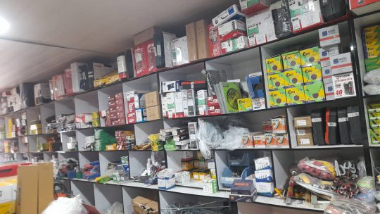یراق آلات ساختمانی رضوانشهر