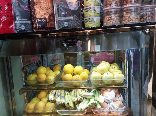 آبمیوه چالوس بستنی چالوس