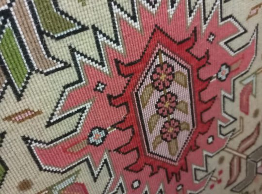 فرش دستبافت آمل فرش در آمل