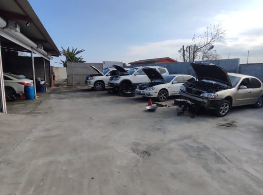 کلینیک تخصصی خودروهای خارجی آمل