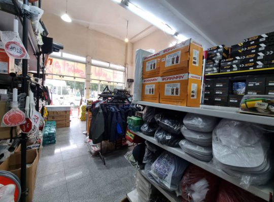 فروشگاه لوازم ایمنی و لباس کار آمل