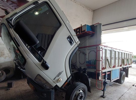 آهنگری جلوبندی شاسی کشی کامیون بابل