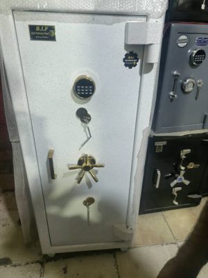 گاو صندوق زیر ویترینی گاو صندوق طلا فروشی