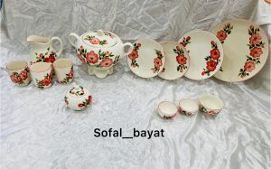 سرویس گل قرمز