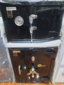 گاوصندوق گنجبان مدل کتابیارتفاع۴۰
عرض۶۰
عمق۴۰
وزن۱۷۰