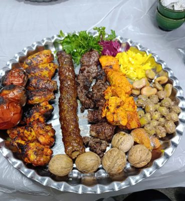 بهترین کبابی رودبنه باغ رستوران پرستو پلاس