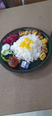 آشپزخانه در سیاهکل تهیه غذا در سیاهکل رستوران و آشپزخانه بهارنارنج