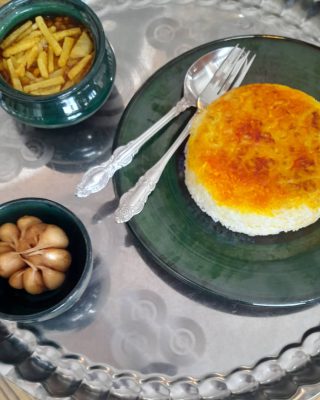 آشپزخانه در سیاهکل تهیه غذا در سیاهکل رستوران و آشپزخانه بهارنارنج