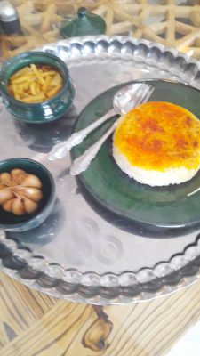 آشپزخانه در سیاهکل تهیه غذا در سیاهکل رستوران و آشپزخانه بهارنارنج