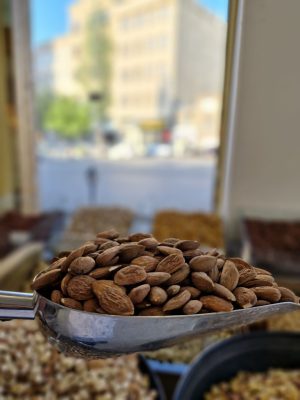 بهترین شیرینی فروشی در اردبیل قنادی ملودی در اردبیل