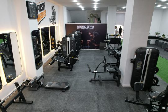 باشگاه بدنسازی در لنگرود بهترین باشگاه بدنسازی در لنگرود باشگاه کراسفیت در لنگرود باشگاه بدنسازی میلاد