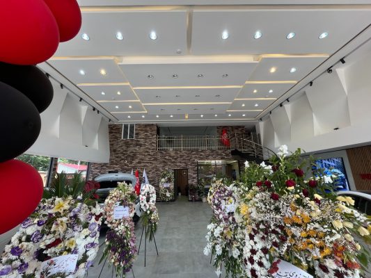 نمایندگی خودرو بنز رشت نمایندگی خودرو benz در رشت نمایندگی خودرو تویوتا در رشت نمایندگی Toyota در رشت تعمیرگاه تویوتا در رشت مکانیکی تویوتا در رشت نمایندگی BYD در رشت مکانیکی BYD در رشت تعمیرگاه BYD در رشت نمایندگی نگین تندیس الماس 